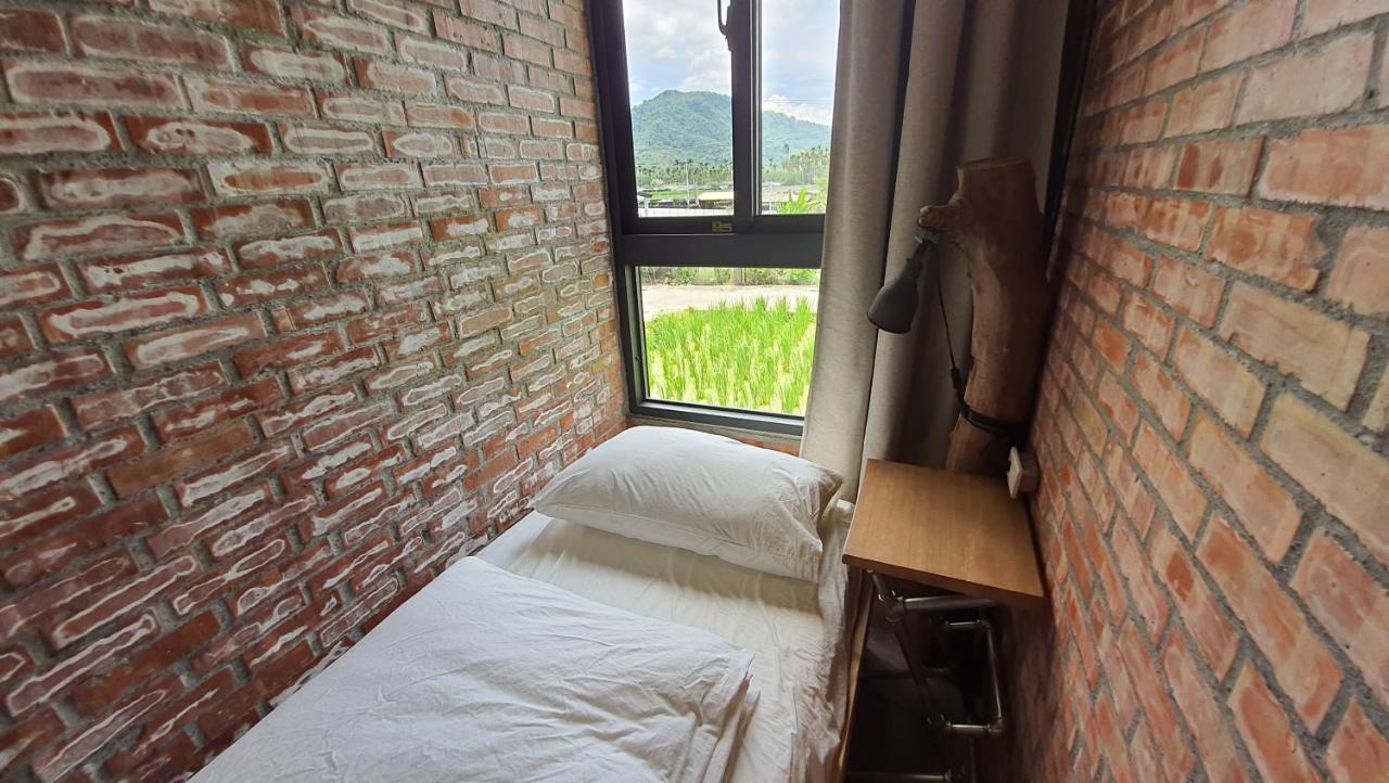 פולי 缽割貓點點 青旅 Diandian Hostel מראה חיצוני תמונה